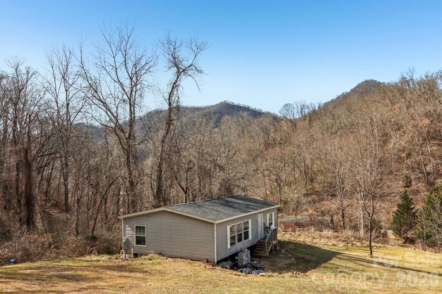 530 Wilson Cove Road, Canton, NC 28716