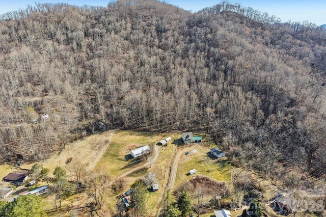 530 Wilson Cove Road, Canton, NC 28716