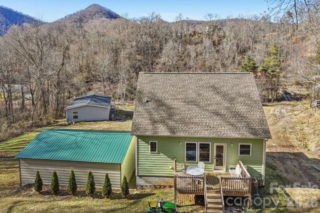 530 Wilson Cove Road, Canton, NC 28716