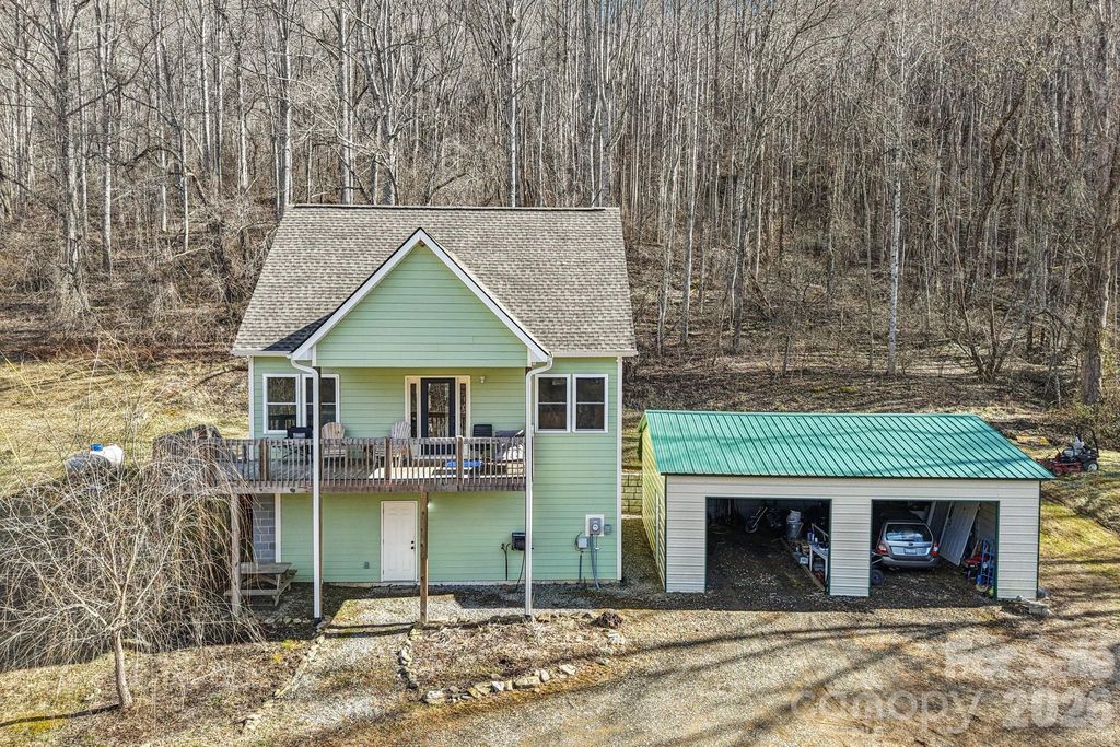 530 Wilson Cove Road, Canton, NC 28716