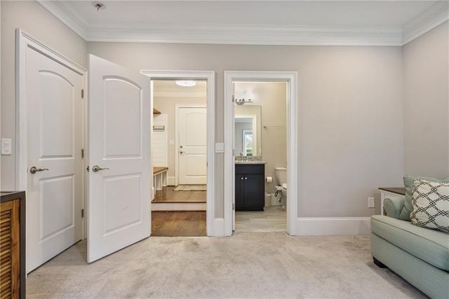 336 Brownstones NE Circle, Atlanta, GA 30312