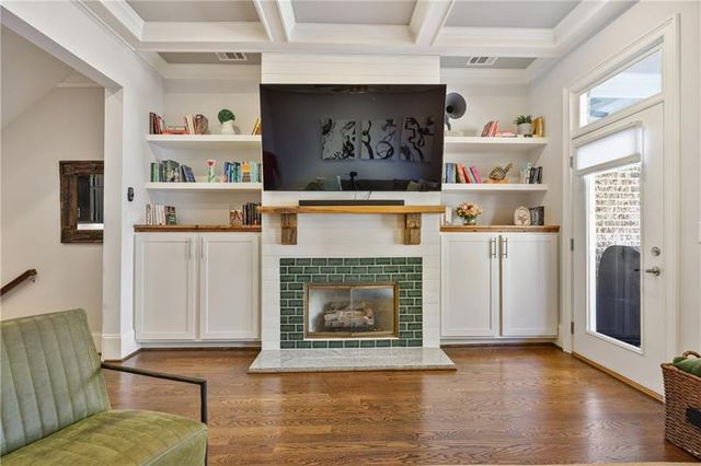 336 Brownstones NE Circle, Atlanta, GA 30312