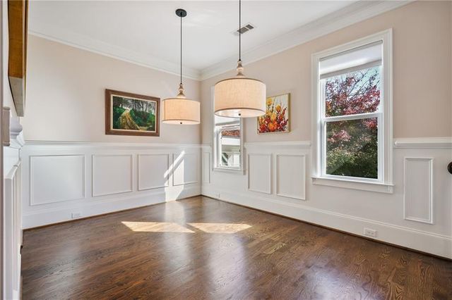 336 Brownstones NE Circle, Atlanta, GA 30312