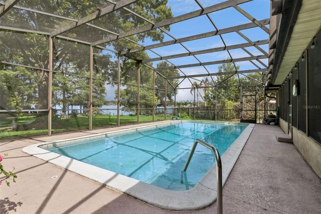 4909 LAKE GATLIN WOODS COURT, Orlando, FL 32806