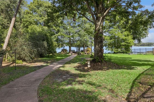 4909 LAKE GATLIN WOODS COURT, Orlando, FL 32806