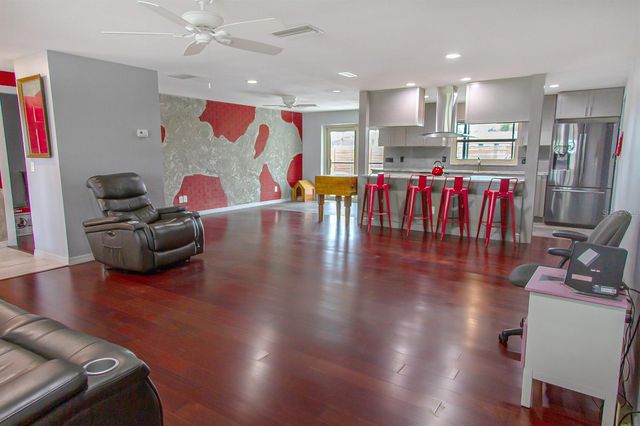 135 PATTY ANN BOULEVARD, Palm Harbor, FL 34683