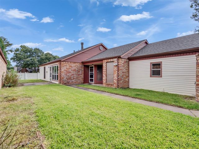 13106 Worthington Street, Sugar Land, TX 77478