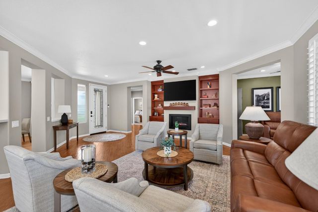 228 Stags Leap Ln, Lincoln, CA 95648