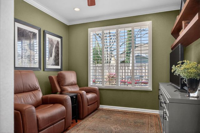 228 Stags Leap Ln, Lincoln, CA 95648