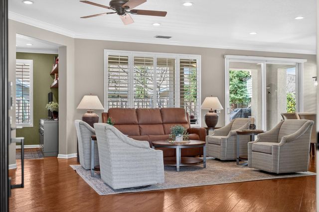 228 Stags Leap Ln, Lincoln, CA 95648