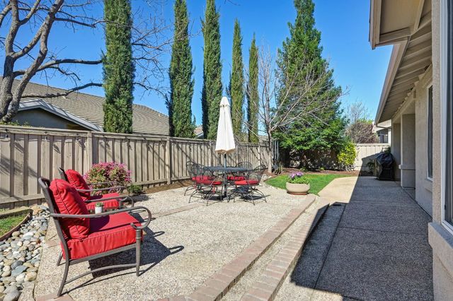 228 Stags Leap Ln, Lincoln, CA 95648