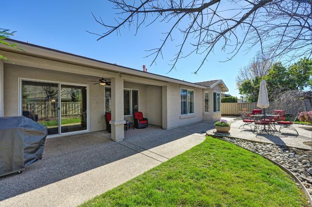 228 Stags Leap Ln, Lincoln, CA 95648