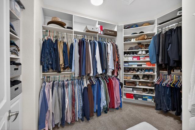 228 Stags Leap Ln, Lincoln, CA 95648