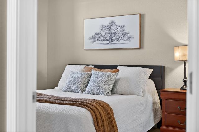 228 Stags Leap Ln, Lincoln, CA 95648