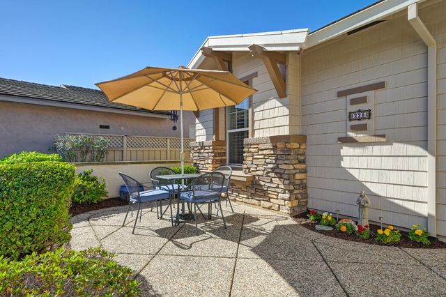 228 Stags Leap Ln, Lincoln, CA 95648