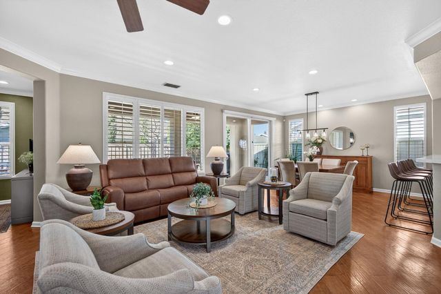 228 Stags Leap Ln, Lincoln, CA 95648