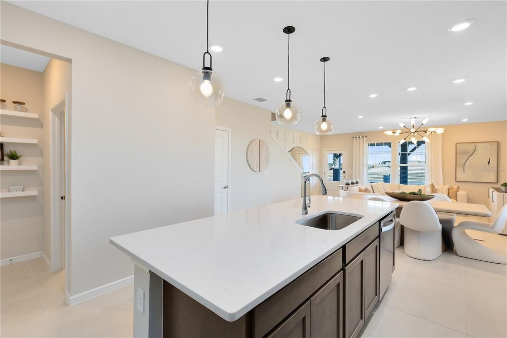 Image 6 of property listing at 2122 SOUTHBURY DRIVE, Kissimmee, FL 34744