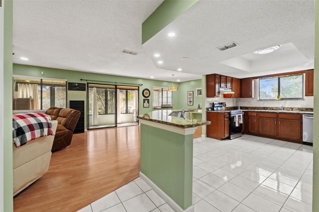 520 SILVER COURSE B, Ocala, FL 34472