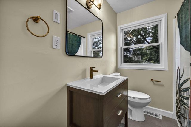 1316 Moler Road, Columbus, OH 43207