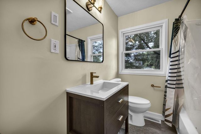 1316 Moler Road, Columbus, OH 43207