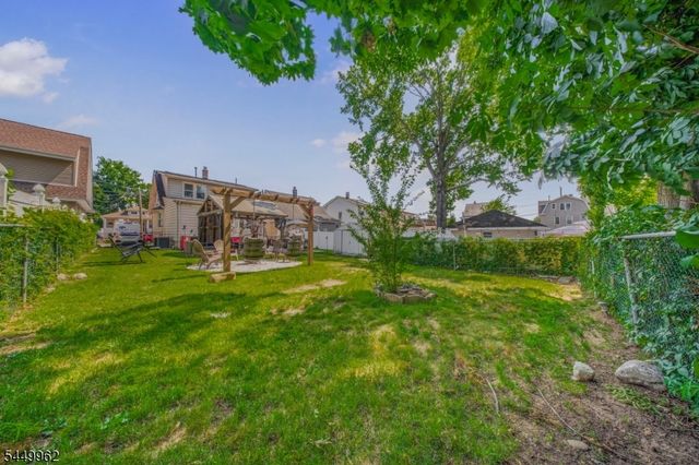 93 N 15Th St, Prospect Park Boro, NJ 07508