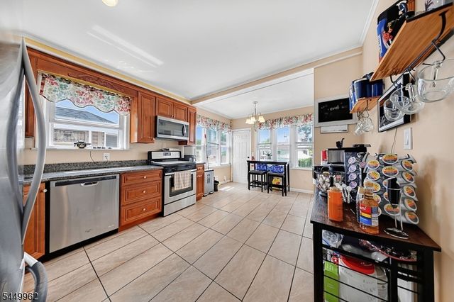 93 N 15Th St, Prospect Park Boro, NJ 07508