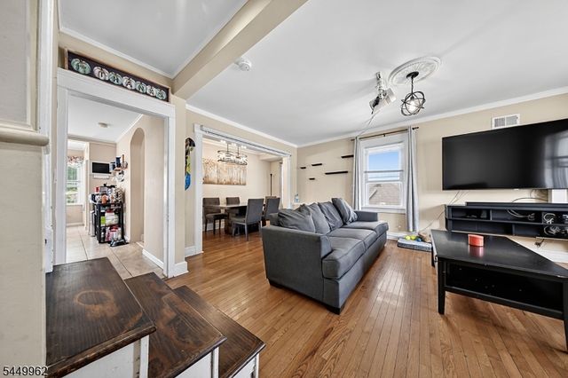 93 N 15Th St, Prospect Park Boro, NJ 07508