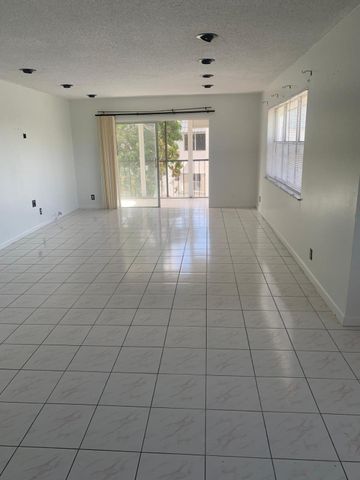 3360 SPANISH MOSS Terrace 413, Lauderhill, FL 33319