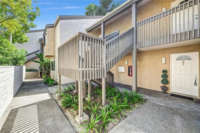 8640 Via Mallorca B, La Jolla, CA 92037