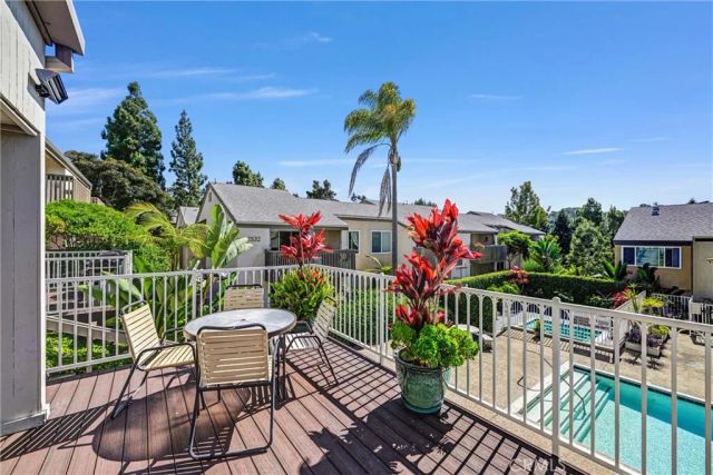 8640 Via Mallorca B, La Jolla, CA 92037