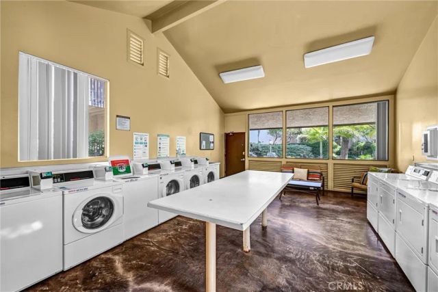 8640 Via Mallorca B, La Jolla, CA 92037