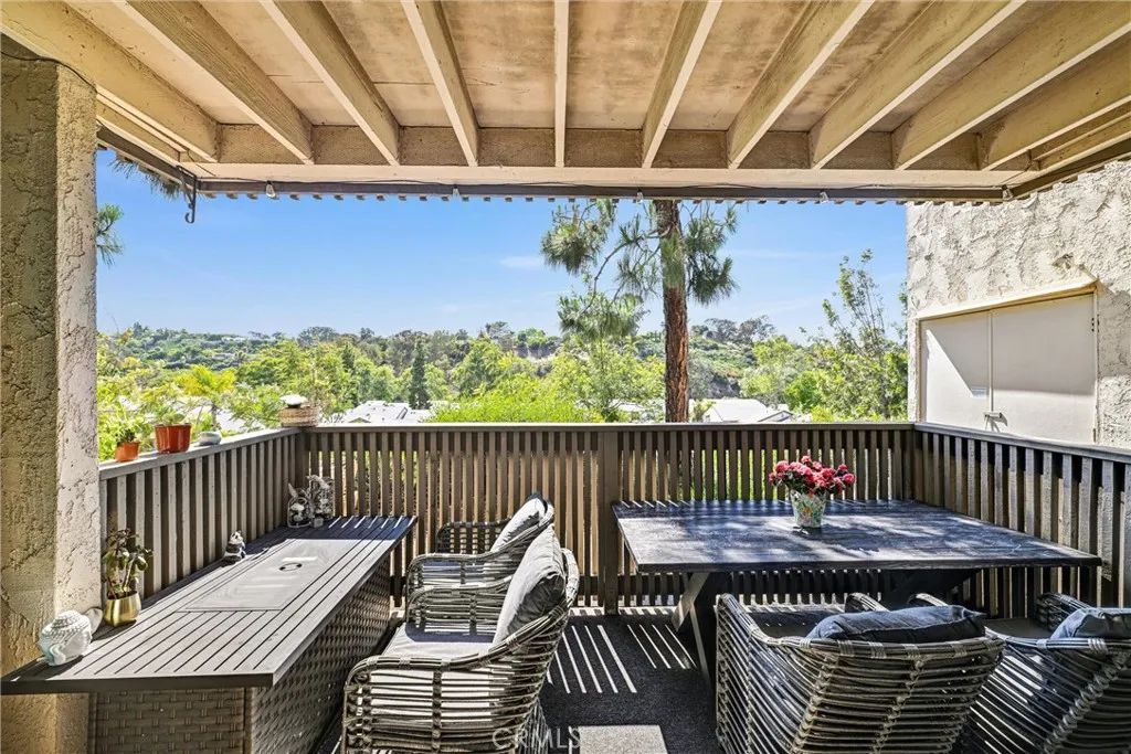 8640 Via Mallorca B, La Jolla, CA 92037