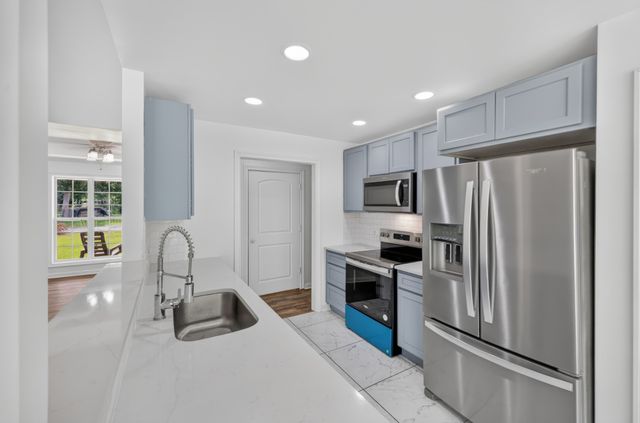 105 Carrie Mae Cir, Portland, TN 37148