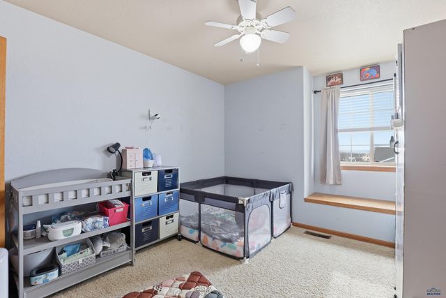 4624 PATRICIA ST, Rapid City, SD 57703