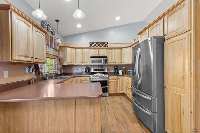 4624 PATRICIA ST, Rapid City, SD 57703