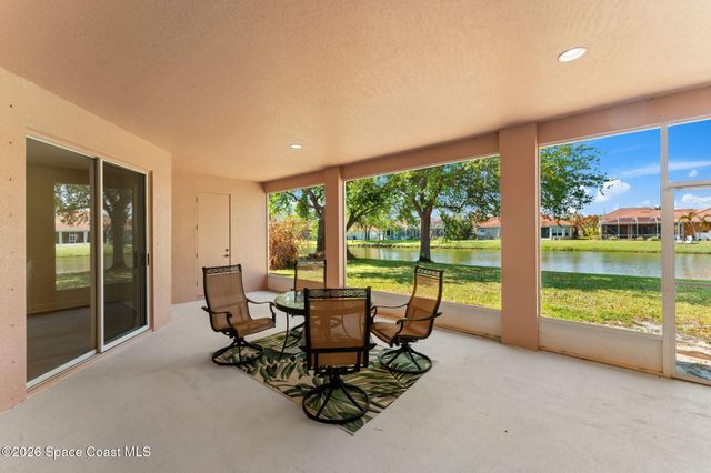 541 Oceanside Boulevard, Indialantic, FL 32903