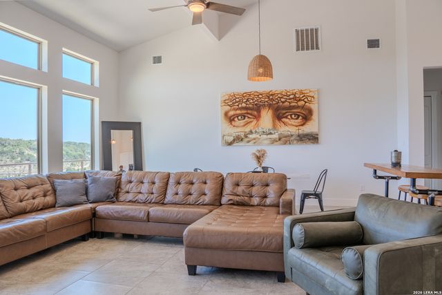 500 NAKED INDIAN TRL, New Braunfels, TX 78132