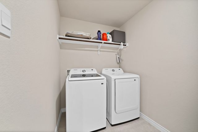 10108 Sunnyview Lane, Aubrey, TX 76227