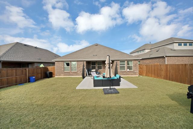 10108 Sunnyview Lane, Aubrey, TX 76227
