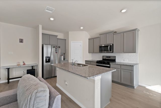 10108 Sunnyview Lane, Aubrey, TX 76227