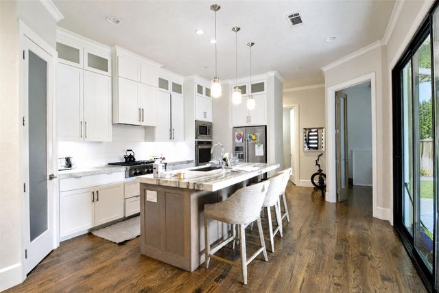 6614 Del Norte Lane, Dallas, TX 75225