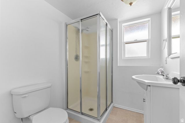 1039 MOUNTAIN RD, Ogden, UT 84404