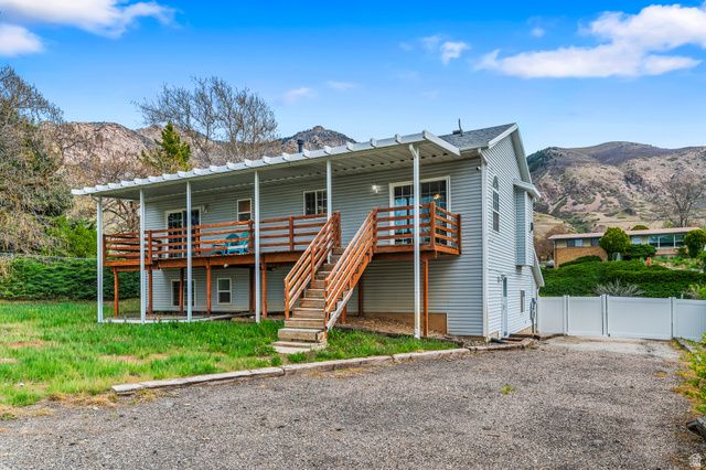 1039 MOUNTAIN RD, Ogden, UT 84404