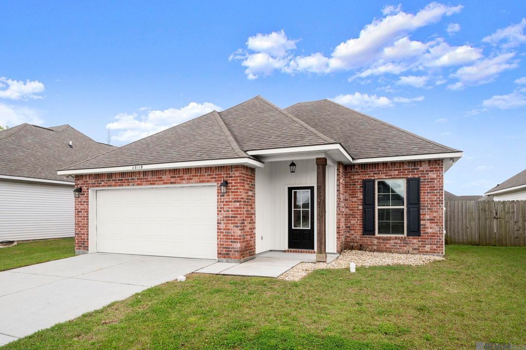 43119 Pointside Ave, Prairieville, LA 70769