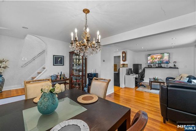 288 Sussex Road, Wood Ridge, NJ 07075