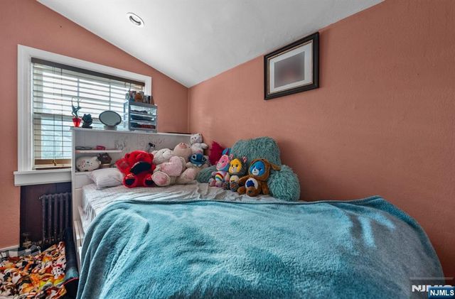 288 Sussex Road, Wood Ridge, NJ 07075