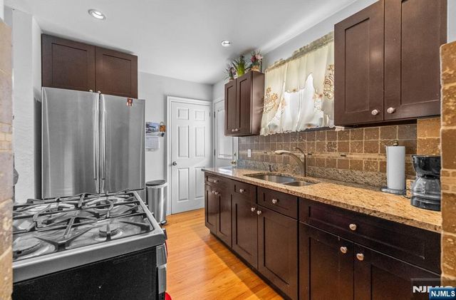 288 Sussex Road, Wood Ridge, NJ 07075