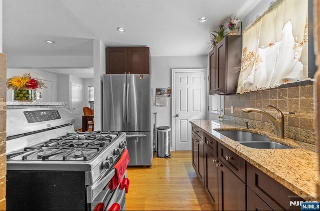 288 Sussex Road, Wood Ridge, NJ 07075