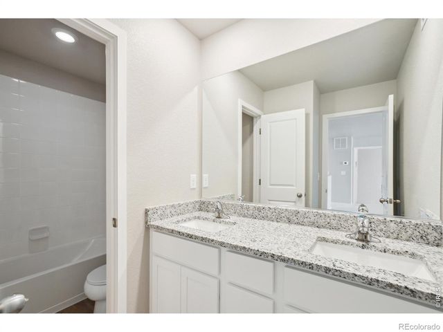 960 Cascade Falls Street, Severance, CO 80550