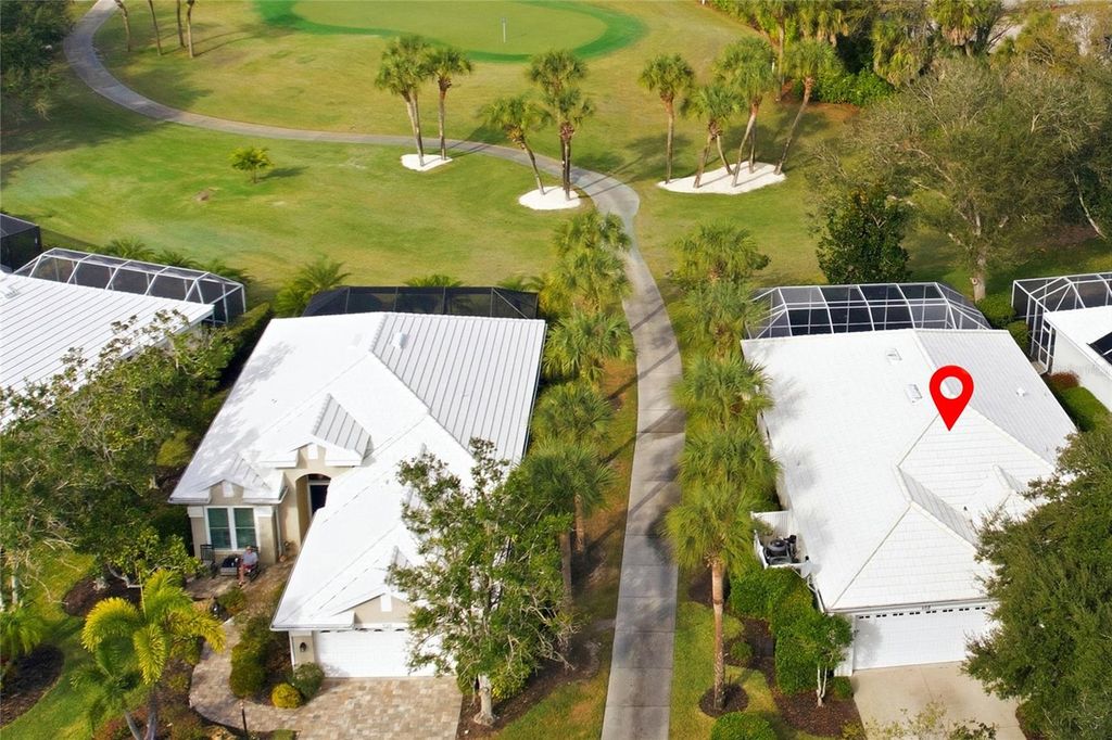 Image 19 of property listing at 508 FALLBROOK DRIVE, Venice, FL 34292